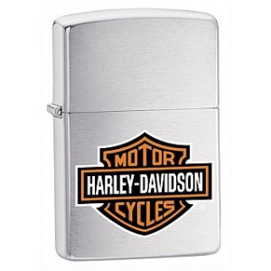 Briquet essence Zippo Harley-Davidson Bar & Shield fond "brushed chrome"