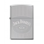 Briquet essence ZIPPO logo de Jack Daniel's avec lignes sur "high polish chrome"