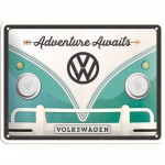 Plaque en métal 15 X 20 cm : VW Volkswagen T1 Bulli "Adventure awaits" - "L'aventure attend"